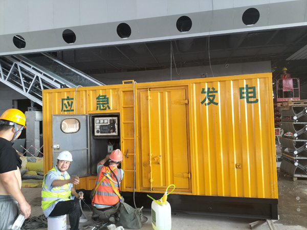 丹东怎样判断空气滤清器是否需要更换？